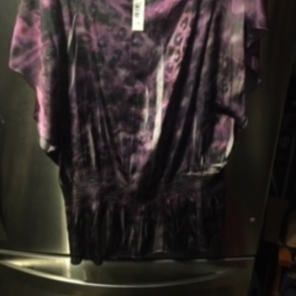 Worthington Top $15 FIRM or FREE* - Picture 2 of 4